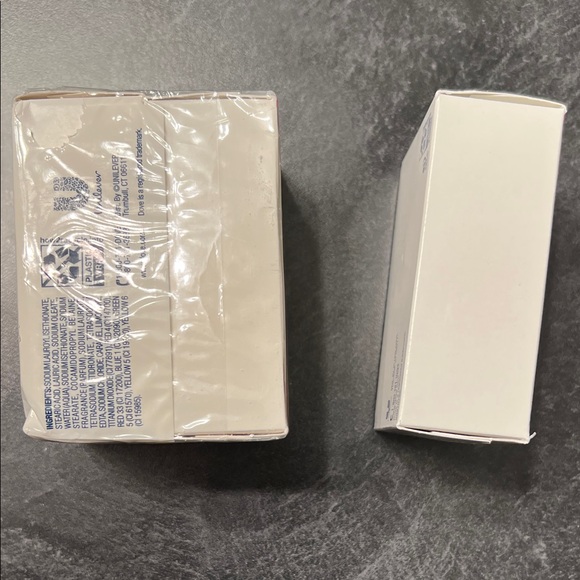 Holiday Treats Peppermint Bark Beauty Bar - Picture 4 of 5